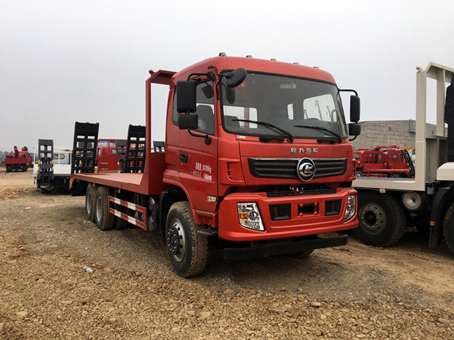 【30噸】程力后雙橋平板運(yùn)輸車