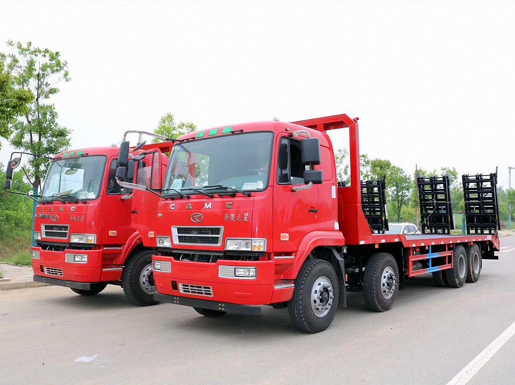 【35噸】華菱之星前四后八平板運(yùn)輸車