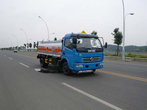 （10立方）東風(fēng)多利卡加油車